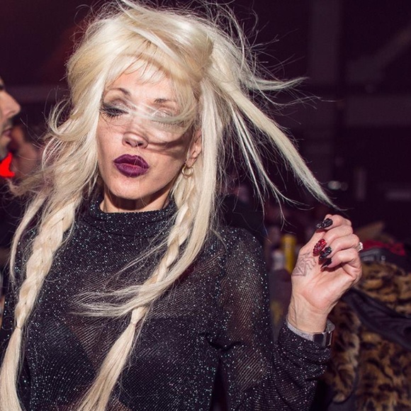 Meet your Posher, Rita - Picture 3 of 4